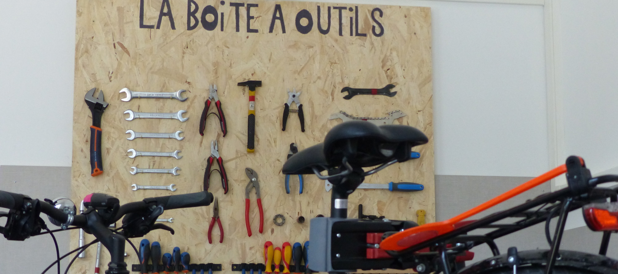 Maison_Velo_Lyon_boite_outils_entreprises